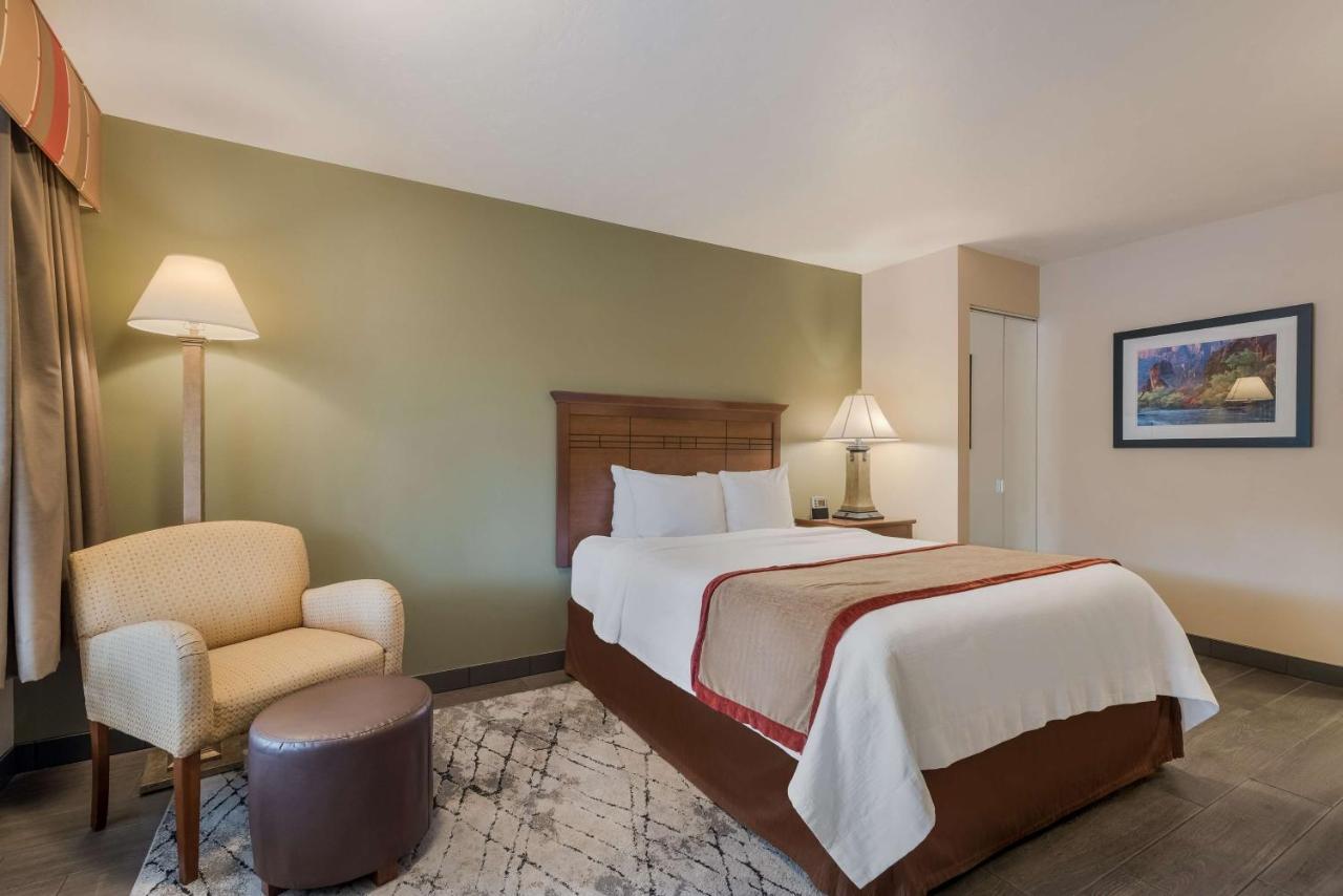 Best Western Town And Country Inn Cedar City Exteriör bild