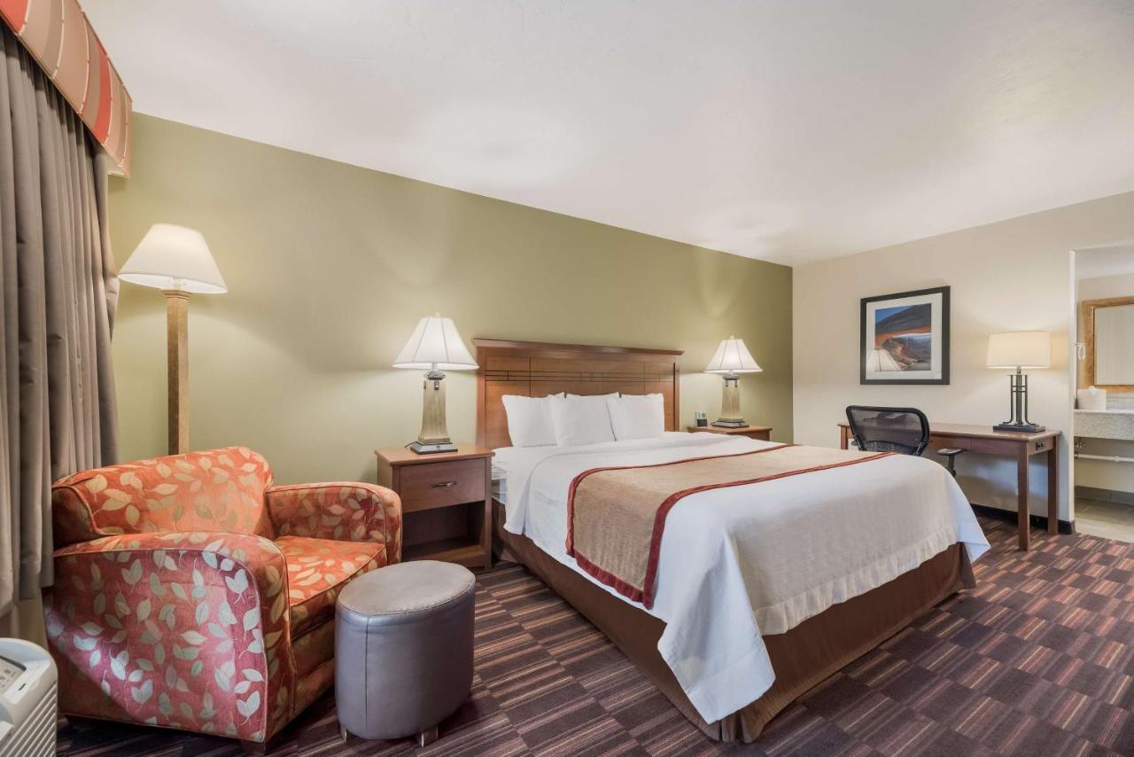 Best Western Town And Country Inn Cedar City Exteriör bild